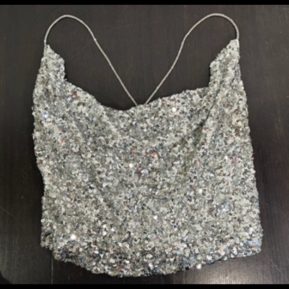 Line & Dot Sleeveless Strappy Draped Front Cropped Sequined Top Silver Size S